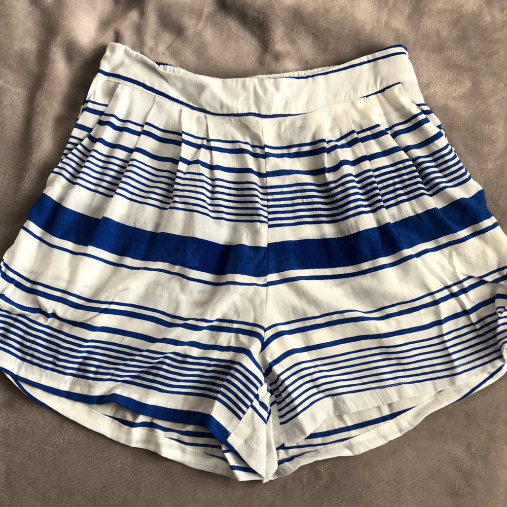 Ava Sky Shorts